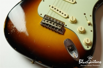 1963 Stratocaster Relic - Wide Black Faded 2-Color Sunburst