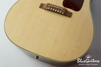 J-45 Studio Walnut - Antique Walnut