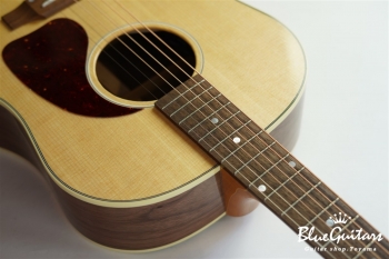 J-45 Studio Walnut - Antique Walnut