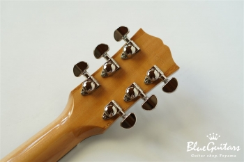 J-45 Studio Walnut - Antique Walnut