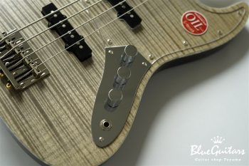 WL4-FM CUSTOM III CHG/OIL