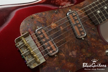 IRIS #104 - Black Cherry Metallic over Copper Red 