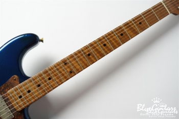 Model S. Lava #110 - Kenji Hiroi Signature Model