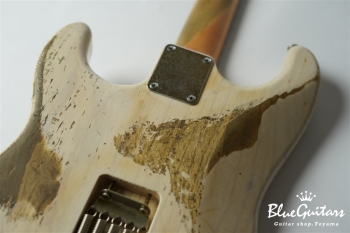 Model S. #043 Heavy Aged - White Blonde with Antique Silver