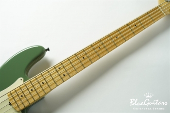 American Professional Precision Bass V - Antique Olive