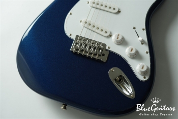 BST-1R - Dark Lake Placid Blue