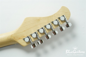 BST-1R - Dark Lake Placid Blue