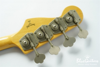 1962 Jazz Bass - Candy Apple Red / Matching Head