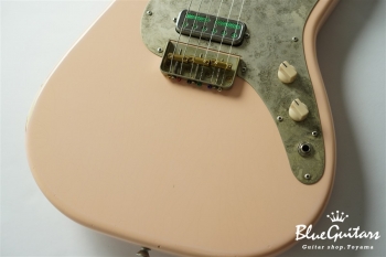 IRIS #122 - Shell Pink over Olympic White