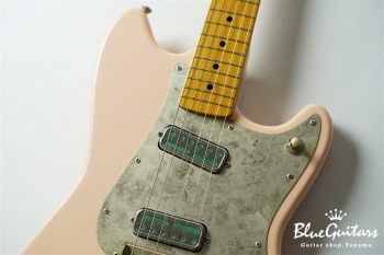 IRIS #122 - Shell Pink over Olympic White