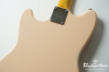 IRIS #122 - Shell Pink over Olympic White