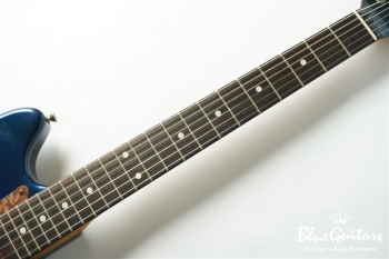 IRIS #120 - Dark Lake Placid Blue Metallic over Copper Red