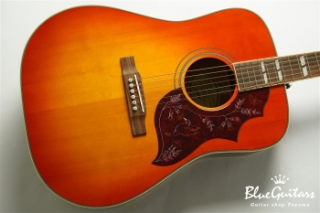 Hummingbird Studio - Faded Cherry Sunburst