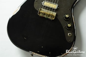 IRIS #115 - Black over White