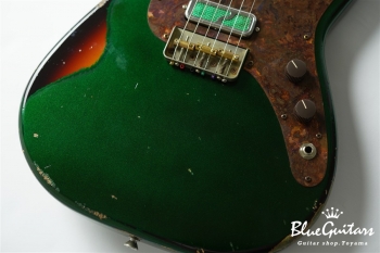 IRIS #116 - Metallic Green over 3Tone Sunburst