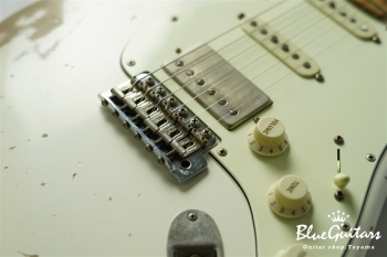 XSC-2 - Olympic White/Heavy Aged/Alder/Roasted Flame Maple Neck