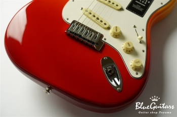 Player Plus Stratocaster - Tequila Sunrise