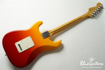 Player Plus Stratocaster - Tequila Sunrise