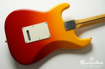 Player Plus Stratocaster - Tequila Sunrise