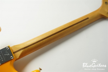 Player Plus Stratocaster - Tequila Sunrise