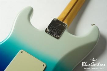 Fender Player Plus Stratocaster HSS - Belair Blue