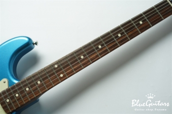 2021 Collection Made in Japan Traditional 60s Stratocaster Roasted Neck - Lake Placid Blue