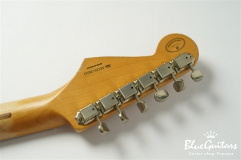 Vintera Road Worn 50s Stratocaster - Fiesta Red