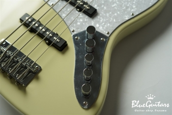 WJB5-580/R-Act - Olympic White