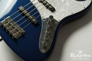 WJB5-580/R-Act - Dark Lake Placid Blue