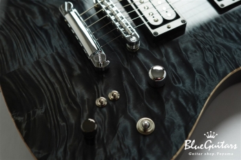 BORDER CUSTOM 666 Quilted Maple Top Mahogany Back - Trans Black