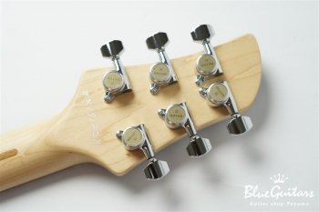 BORDER CUSTOM 666 Quilted Maple Top Mahogany Back - Trans Black