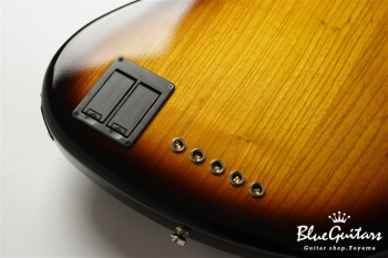 Deluxe Jazz Bass V Kazuki Arai Edition - 2-Color Sunburst
