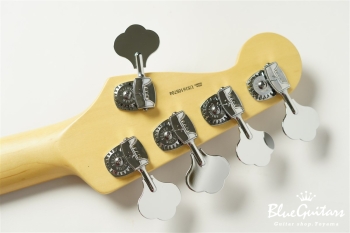 American Professional Precision Bass V - Antique Olive