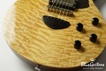 Grain – Quilted Maple TOP/Ebony FB - Natural