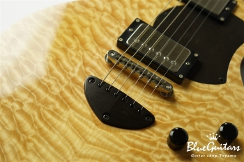 Grain – Quilted Maple TOP/Ebony FB - Natural