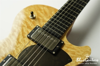 Grain – Quilted Maple TOP/Ebony FB - Natural