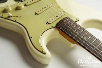 g7-ST / Rosewood Lightly Aged - Olympic White