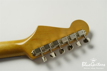 g7-ST / Rosewood Lightly Aged - Olympic White