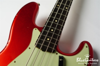 1960 Jazz Bass Relic - Candy Apple Red