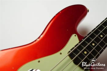 1960 Jazz Bass Relic - Candy Apple Red