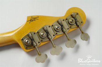 1960 Jazz Bass Relic - Candy Apple Red