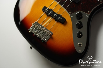 Made in Japan Traditional 60s Jazz Bass - 3-Color Sunburst