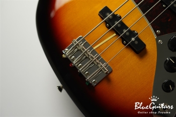 Made in Japan Traditional 60s Jazz Bass - 3-Color Sunburst