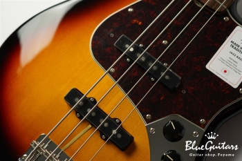 Made in Japan Traditional 60s Jazz Bass - 3-Color Sunburst