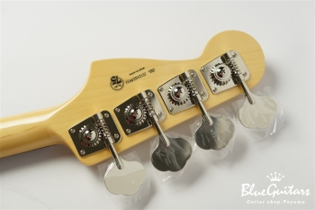 Made in Japan Traditional 60s Jazz Bass - 3-Color Sunburst