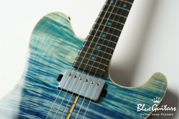 DS496E EM/AT/A-MAHO - Sapphire