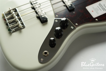 Made in Japan Traditional 60s Jazz Bass - Olympic White