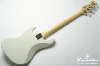 Made in Japan Traditional 60s Jazz Bass - Olympic White