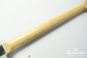 Made in Japan Traditional 60s Jazz Bass - Olympic White