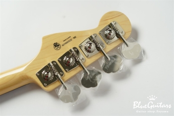 Made in Japan Traditional 60s Jazz Bass - Olympic White